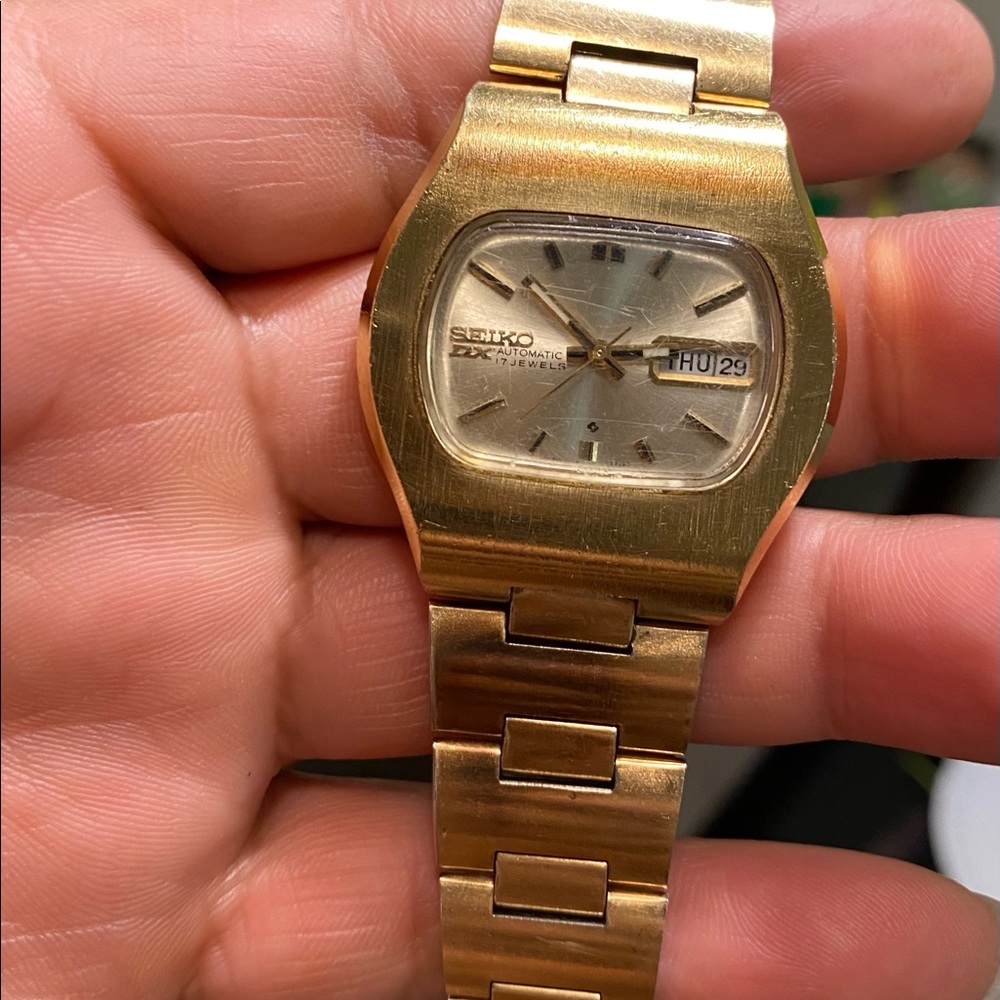 Seiko DX Automatic 17 jewels.